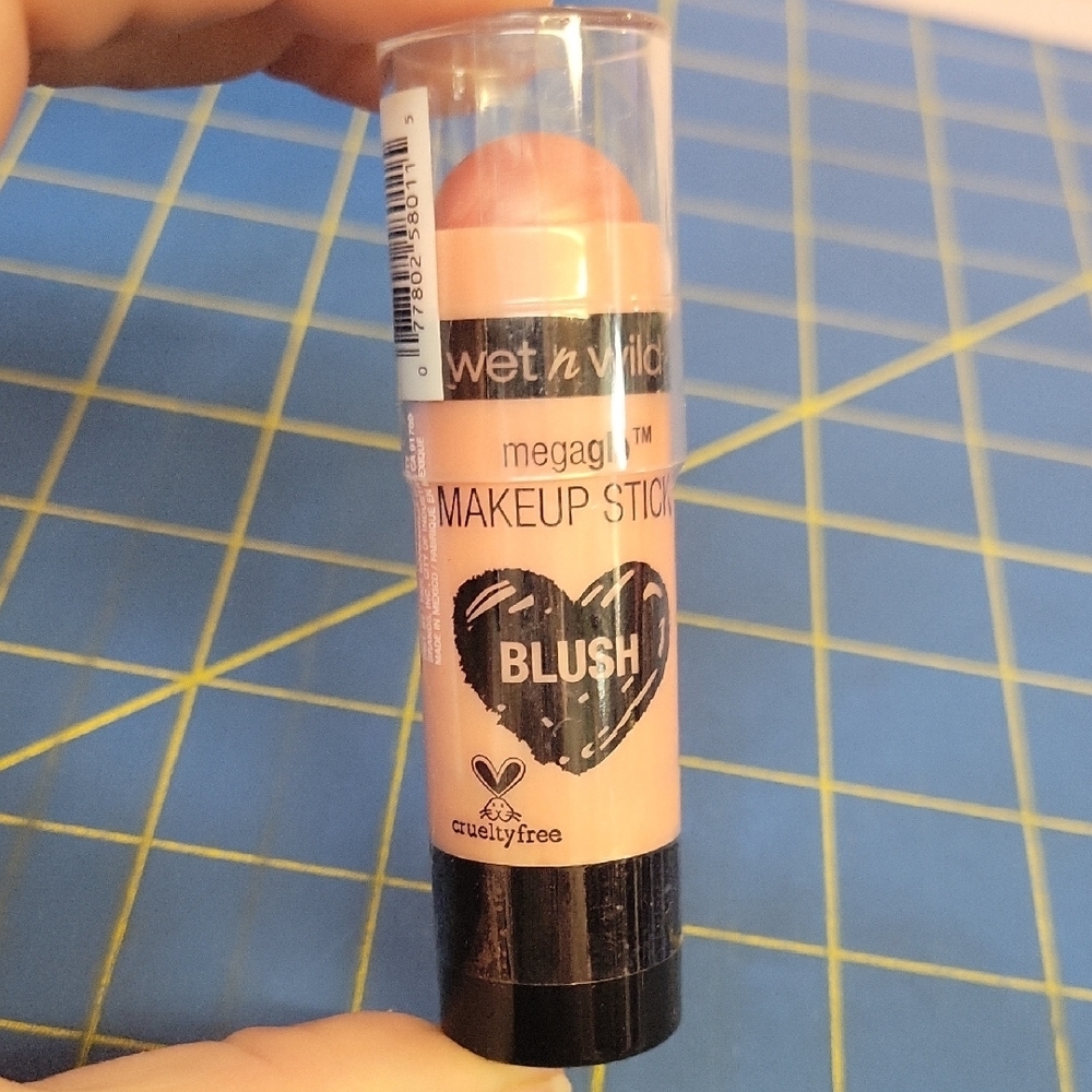 Wet n Wild MegaGlo Blush Stick - 801A Peach Bums 6g New Sealed Tube